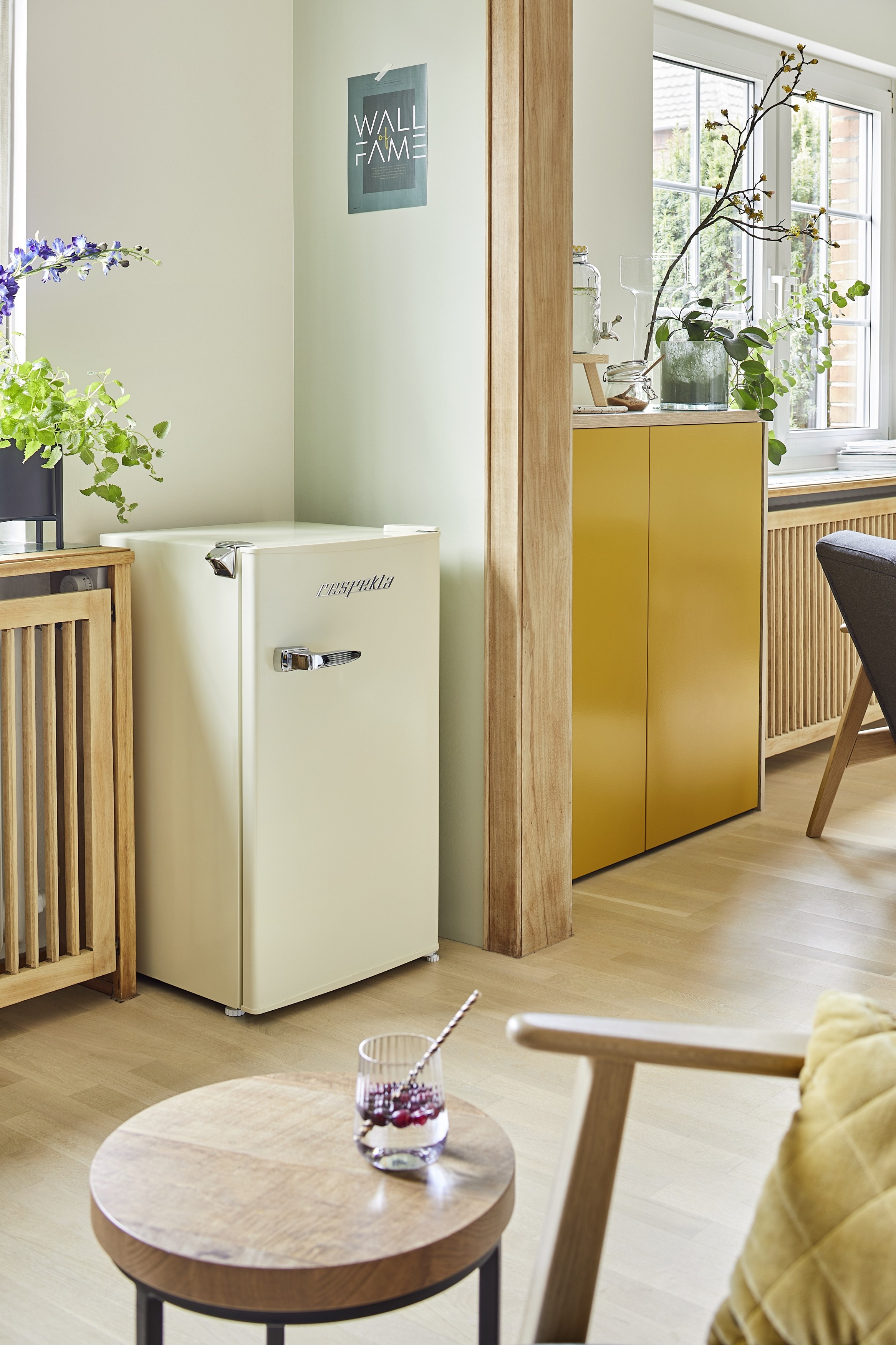 Kühlschrank Kältefach freistehend Retro Rico 83 cm 92 Liter Creme Respekta