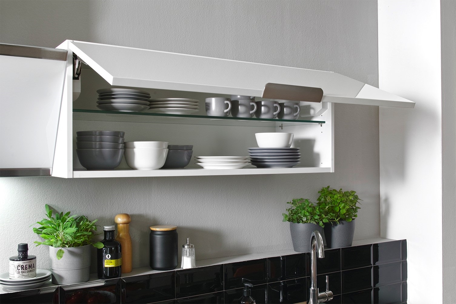 Küche vormontierte L - Küche 250 x 175 cm wechselseitig aufbaubar incl. Geräte Respekta Selection Elisabeth Artisan  Weiß