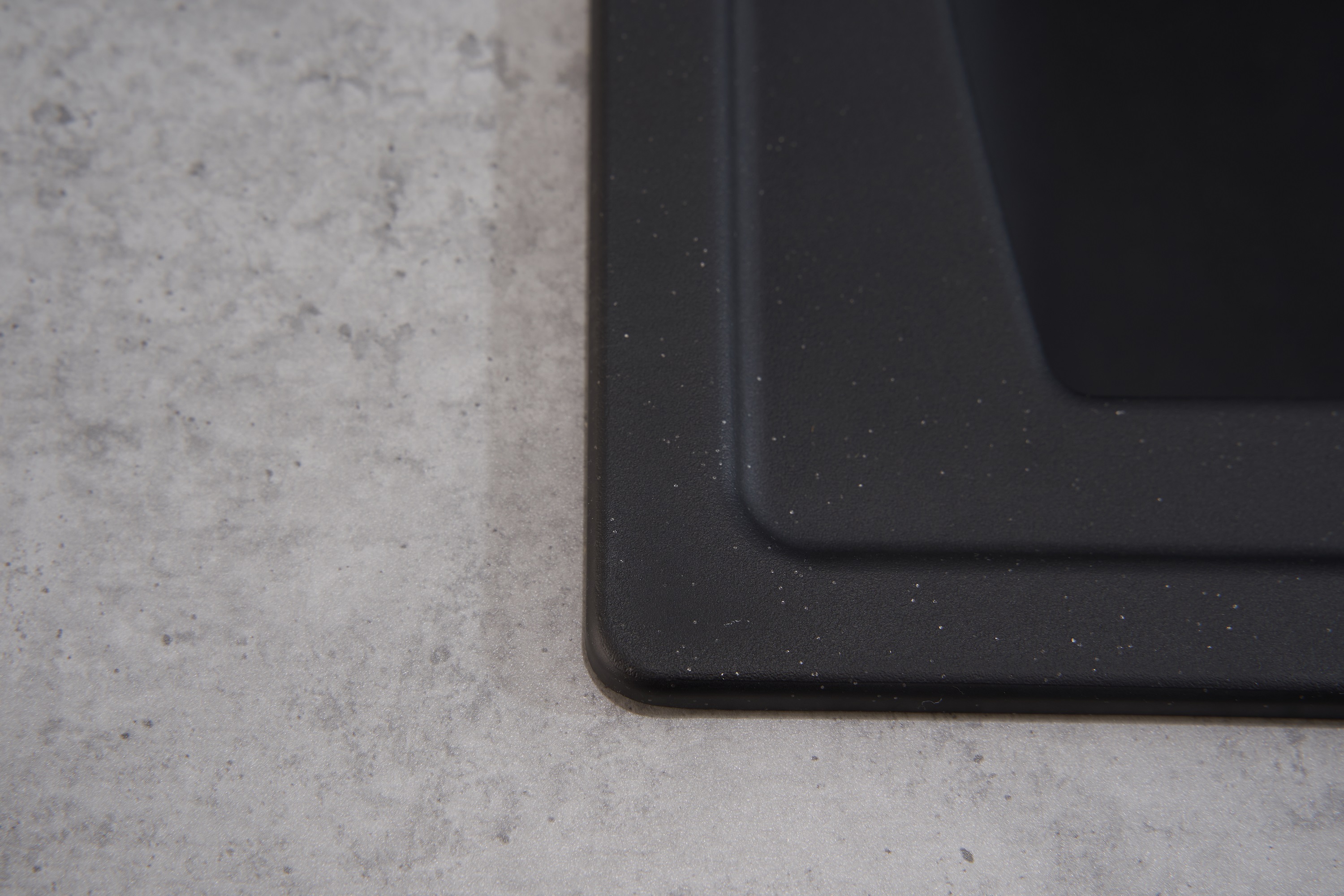 boston-100x50schwarz_galerie5